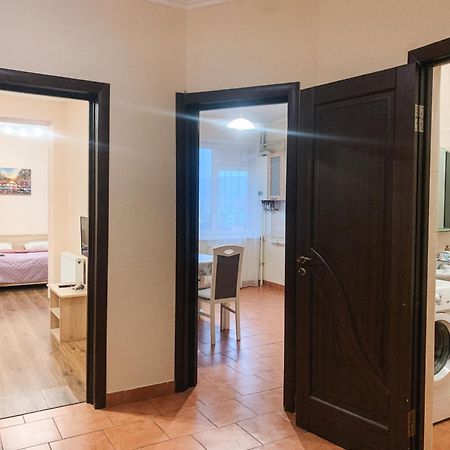Apartments Domovik Parkaniya, 2A Mukačevo Esterno foto