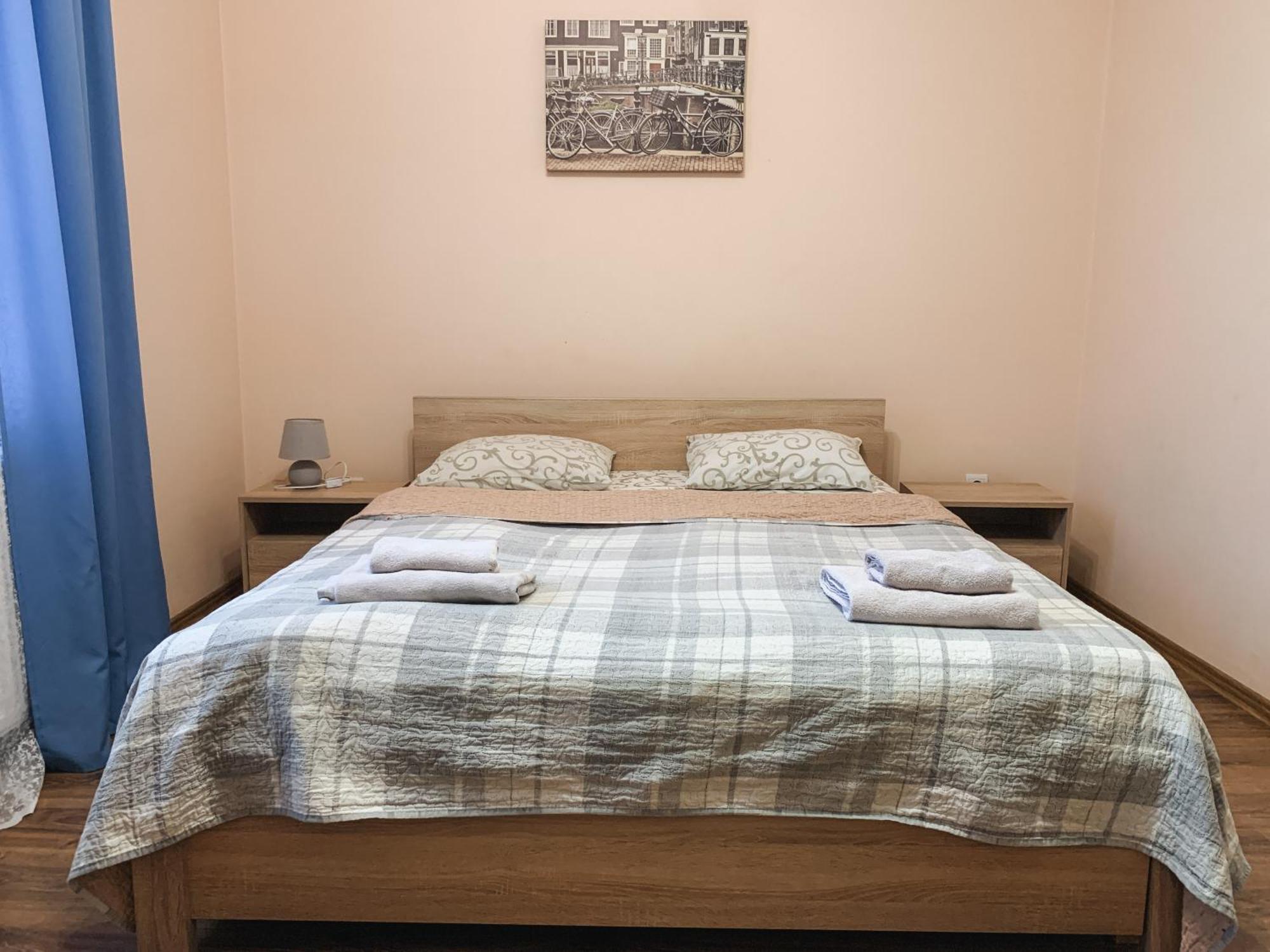 Apartments Domovik Parkaniya, 2A Mukačevo Esterno foto