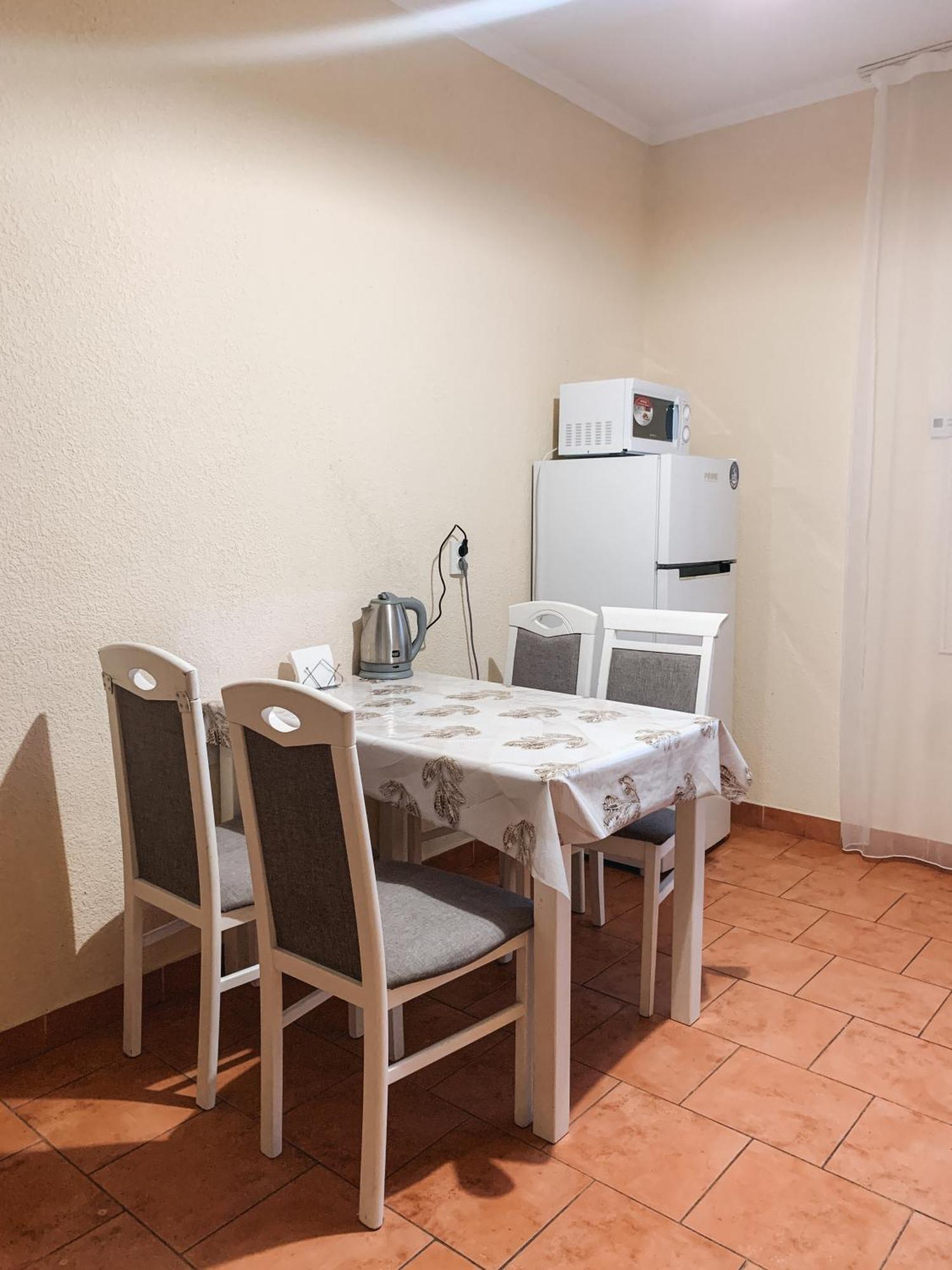 Apartments Domovik Parkaniya, 2A Mukačevo Esterno foto